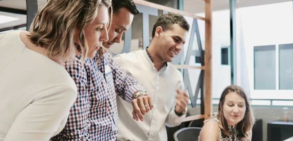 Employee referral recruitment